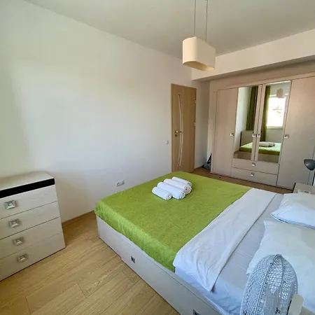 Yamaluxe - Between The Lakes - Close To Iulius Mall *