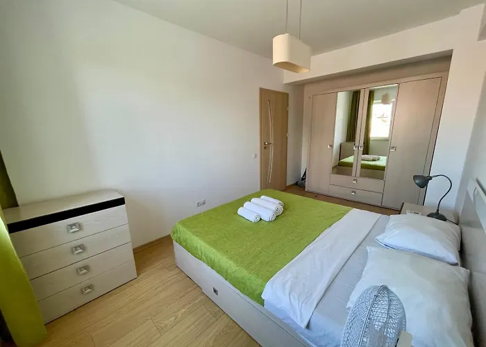 Yamaluxe - Between The Lakes - Close To Iulius Mall *